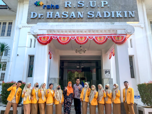 Read more about the article Penyerahan Mahasiswa PKL 3 Di RSUP Dr. Sadikin Bandung