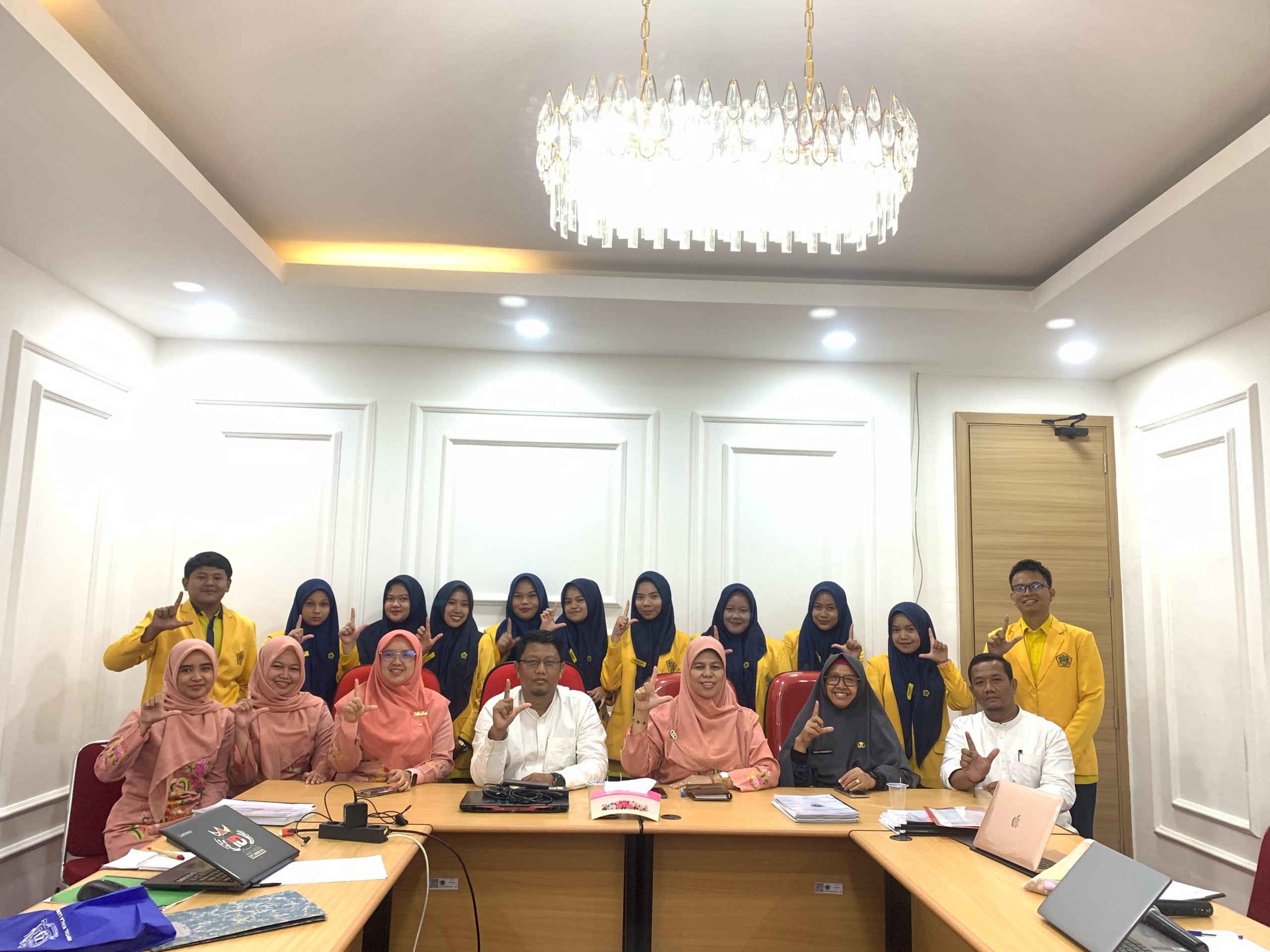 Read more about the article Seminar Hasil PBL 3 Prodi S1 Administrasi Rumah Sakit