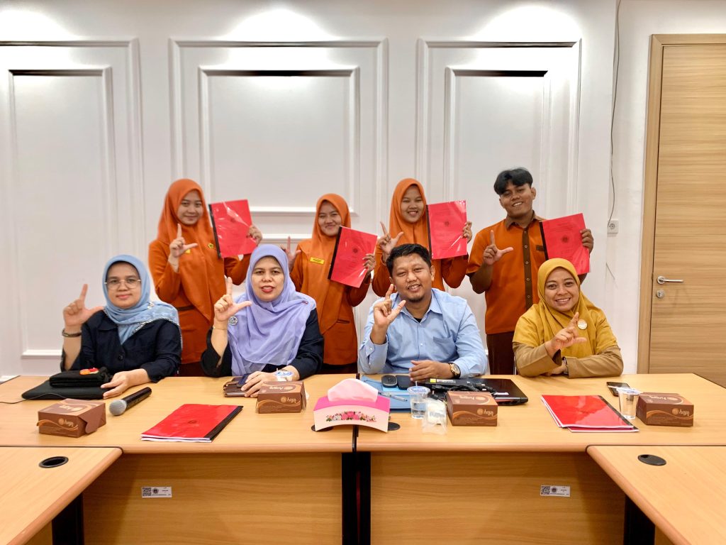 Seminar Hasil & Penutupan PKL 3 Prodi D4 MIK